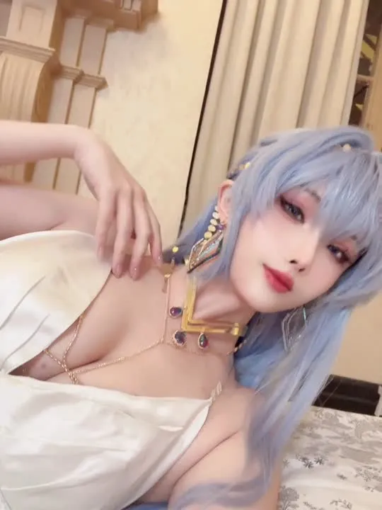 Rioko凉凉子 cosplay album Rioko Liangliangzi - Helen Gown - Video 59
